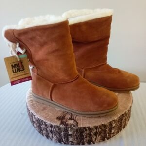 Muk Luk Ziggy Boots NIB